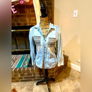 Aina Be Aztec button up